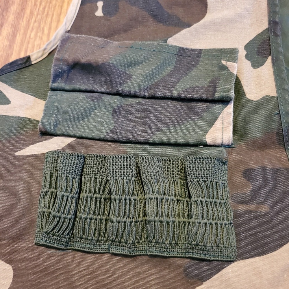 Vintage Hunting Vest Men XL Green Camouflage Zip Game Bag Shell Loops Afield - Picture 3 of 8
